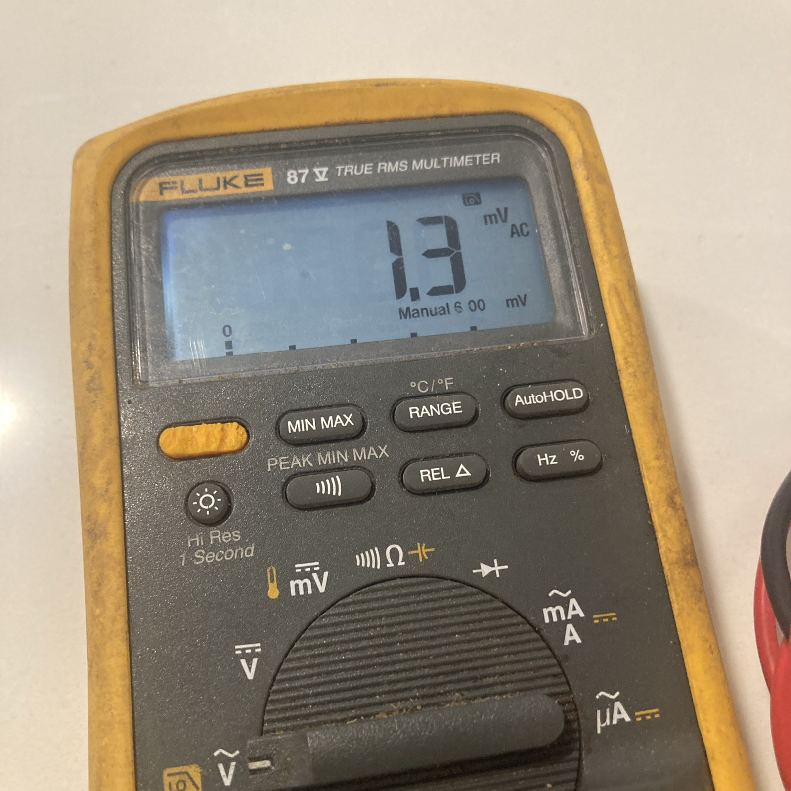 Fluke FLUKE 87-V Handheld Multimeter