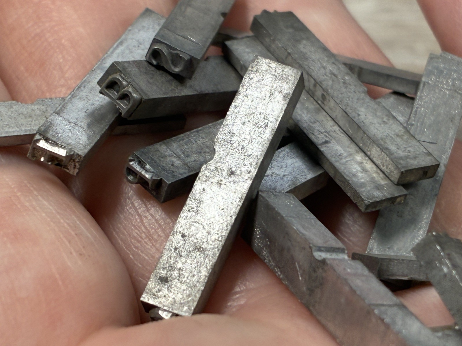 Letterpress Type – 12 Pt. Goudy old style italic (Jacobsen) 4 lbs 13 oz