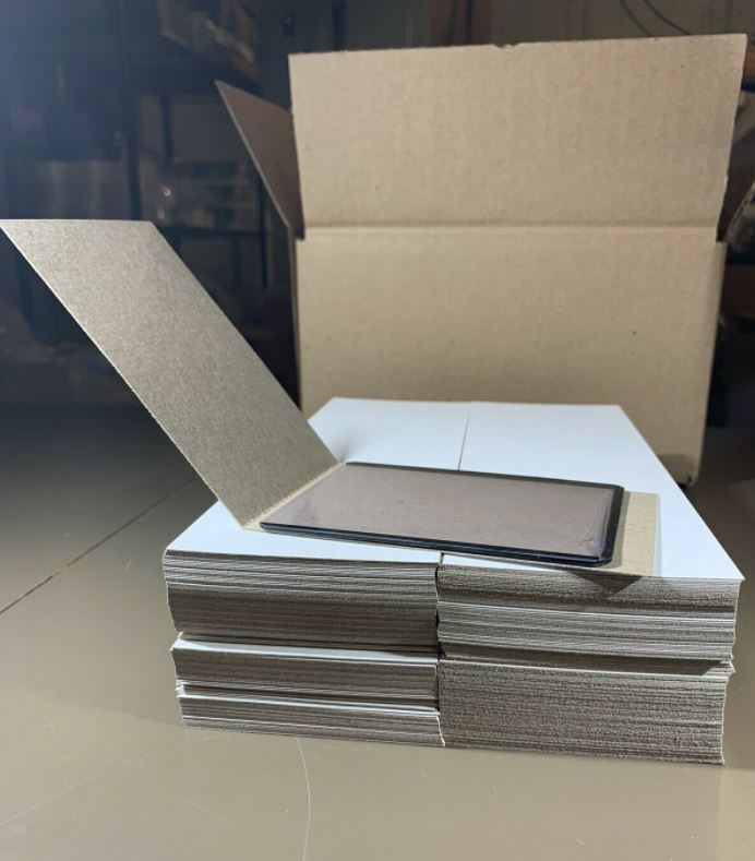 1000 Empty Sticker Tattoo Vending Machine Baseball Trading Folders 3» x 4.5»