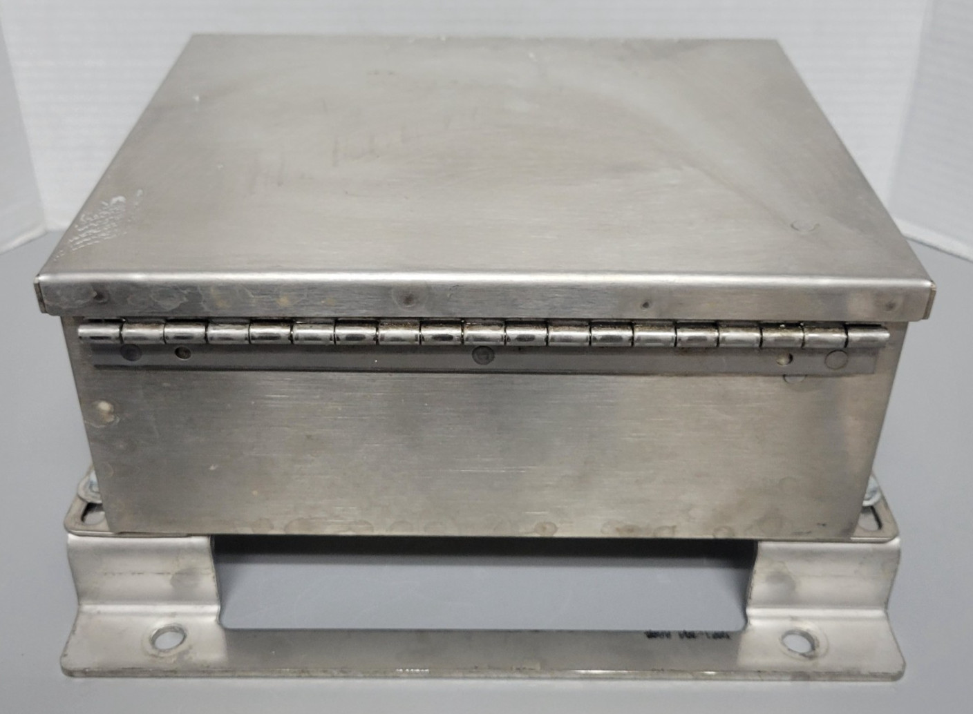 Dwyer DCT510ADC-SC Timer Control w/Saginaw SCE-1008CHNFSS Enclosure Assy (R32)