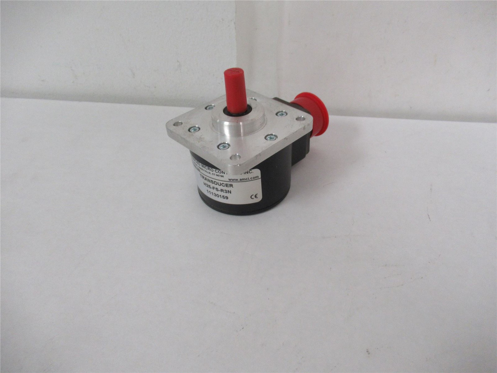 252090 New-No Box; AMCI H25-FS-R3N Resolver Transducer 3/8″ Shaft NEMA 4 Rated
