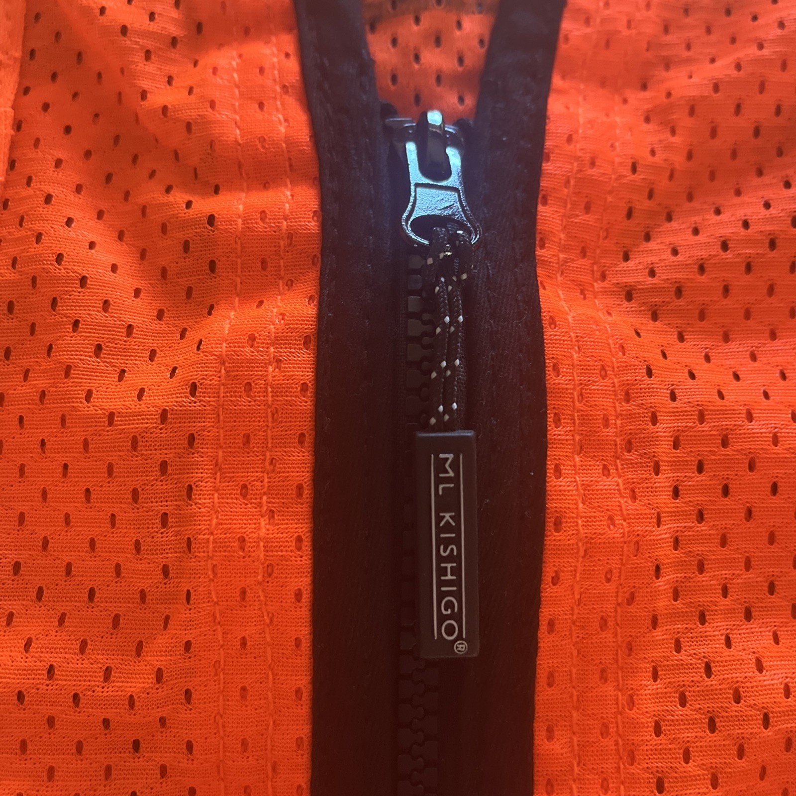 Kishigo Premium Black Series Men’s Surveyors Vest M 1516, Class 2 Hi-Vis, Medium