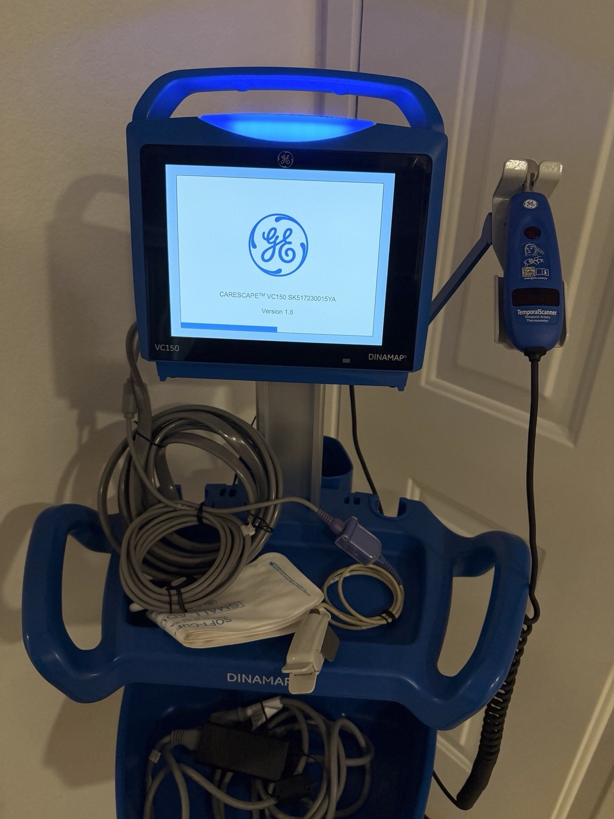 GE Carescape Dinamap VC150 Vital Signs Monitor w/ Accessories/Local Pick up Only