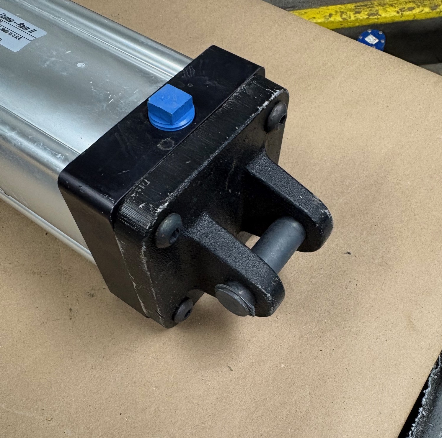 SCHRADER BELLOWS ECONO-RAM II FW2E11850BS 7.000 PNEUMATIC CYLINDER 250 PSI NEW