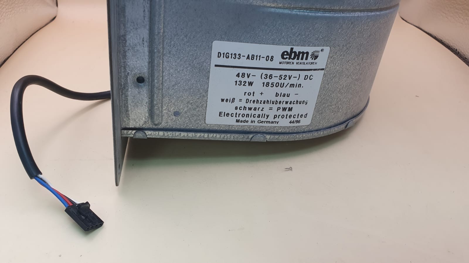 EBM D1G133-AB11-08 Cooling Fan 48V DC 132W 1850 u/min