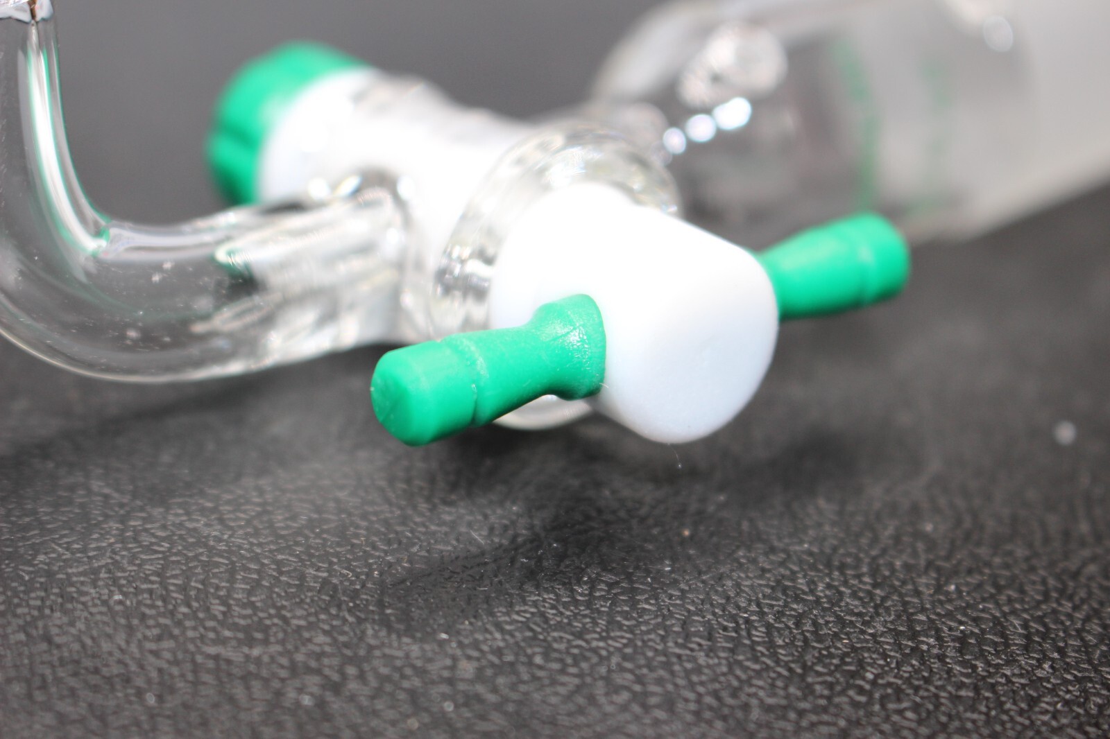 Flow Control Adapter PTFE Stopcock 90° Angle 24/40 Inner CG-1030-01 Chemglass.