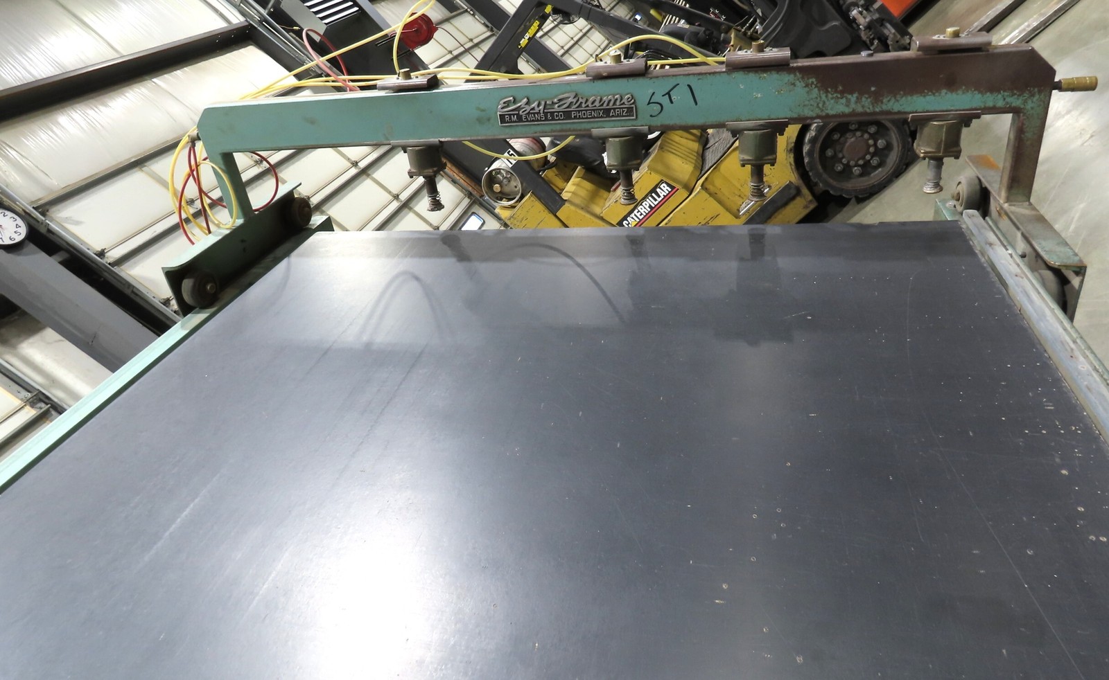 RM Evans Ezy Frame 4’x 12′ Face Frame Assembly Pneumatic Clamp Table 45°
