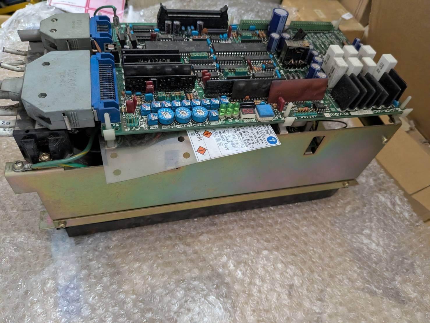 YASKAWA CACR-SR10SB1AF Servo Drive US Free TAX Pulled from working machine