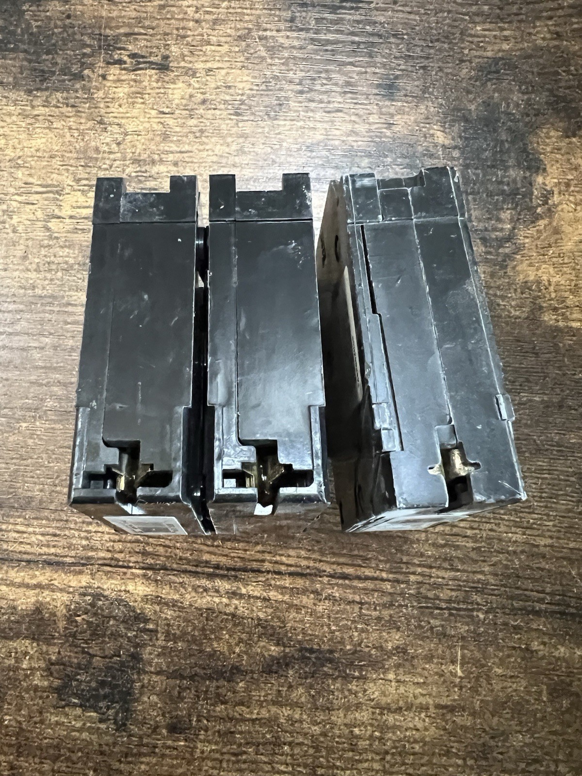 Lot of 2 Eaton Cutler Hammer BR2020 20 Amp 2 Pole Circuit Breakers Used