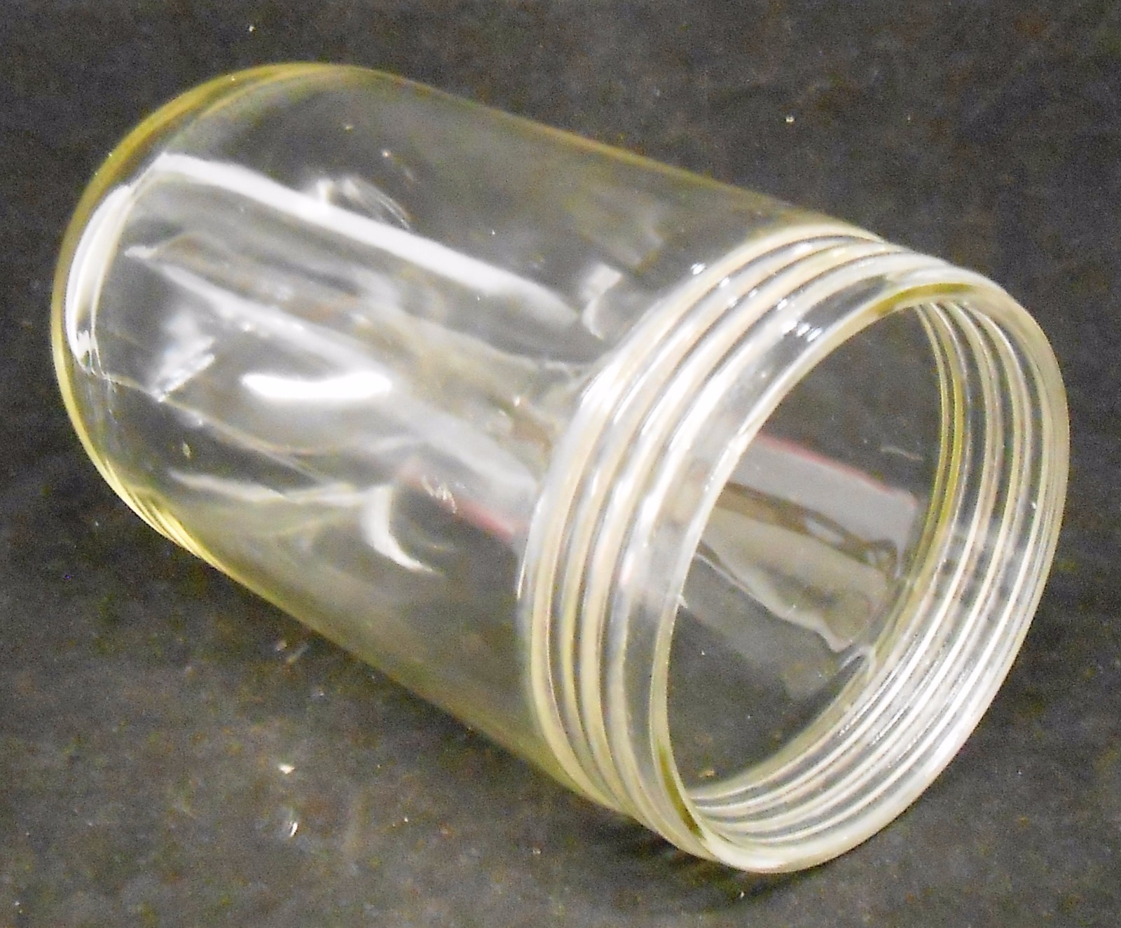 UNKNOWN BRAND CLEAR GLASS GLOBE FIXTURE, APPROX 8 1/2″ HEIGHT, 4 1/8″ DIAMETER