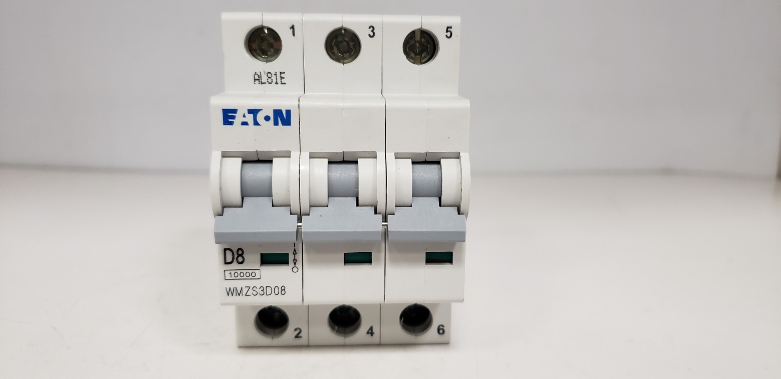 EATON WMZS3D08 (FAZ-D8-3) CIRCUIT BREAKER, 3P, 8A, 277/480VAC, 5kA, TYPE D, NIB