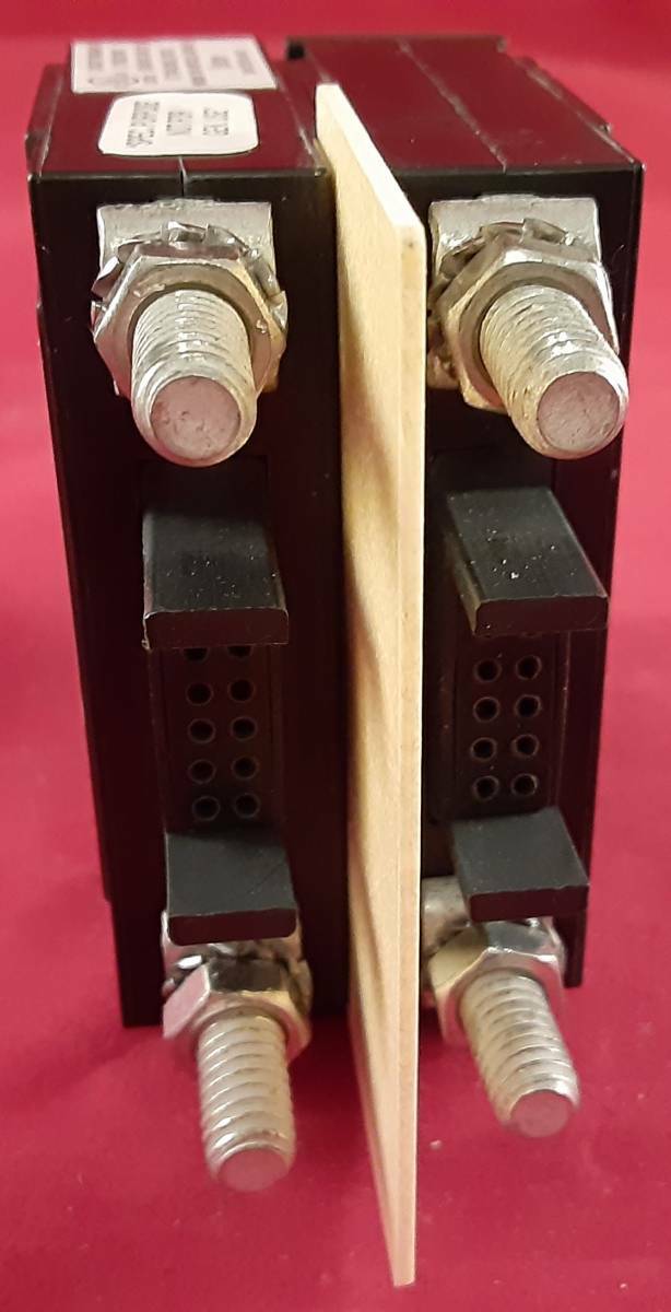 EATON Rocker Breaker ACF2R-A3-BCS-07-K-DU ACF2R-Y2-1 20A. 277VAC NEW. Ships Free