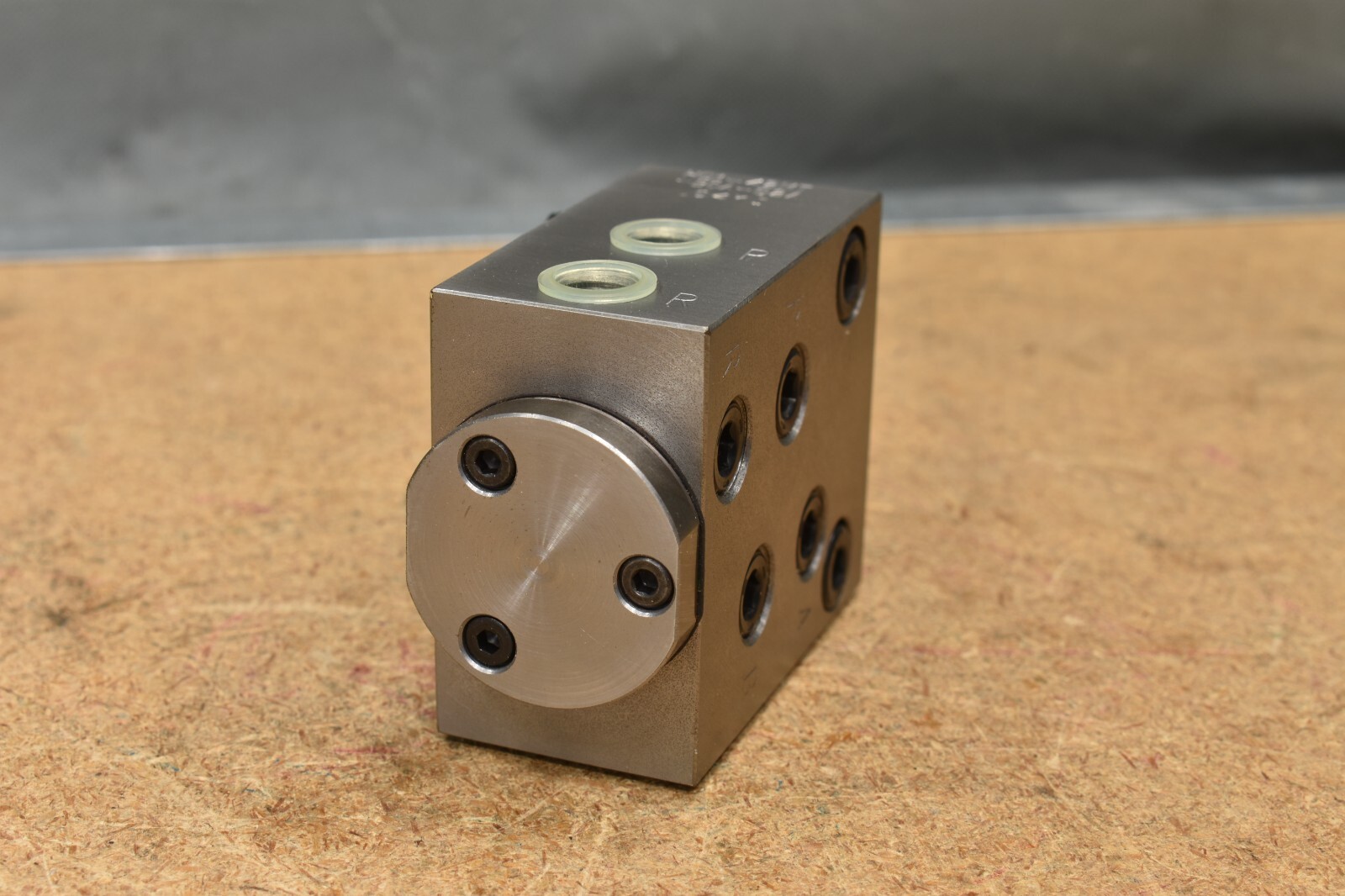TOYO-OKI HF2-PG1K-01, Hydraulic Control Flow Valve, 17K1, HD1-42MT-BCA-02A-04KI