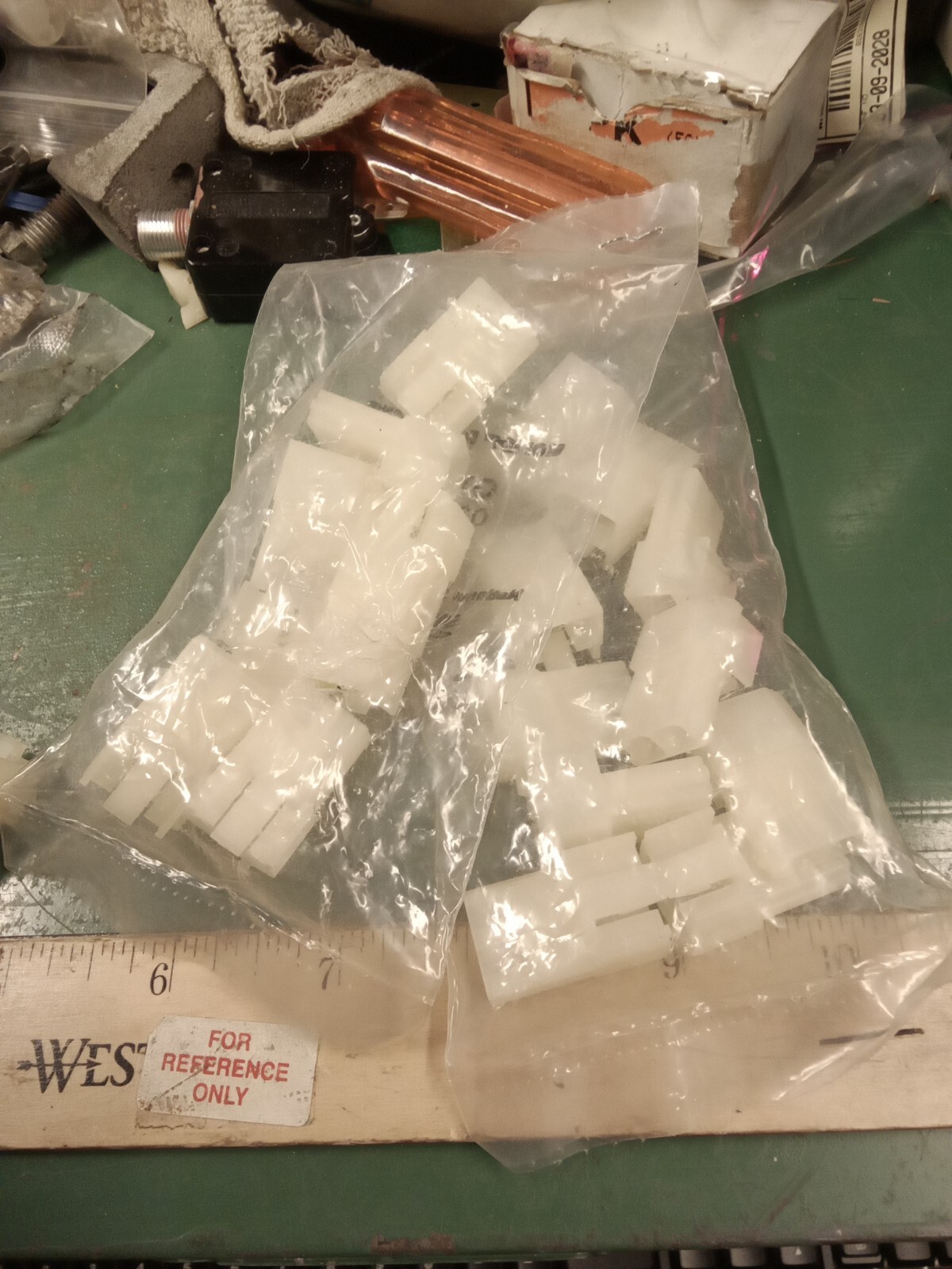 Molex 03-09-2028 Plug Housing, 2 Circuits lot of 19 NOS