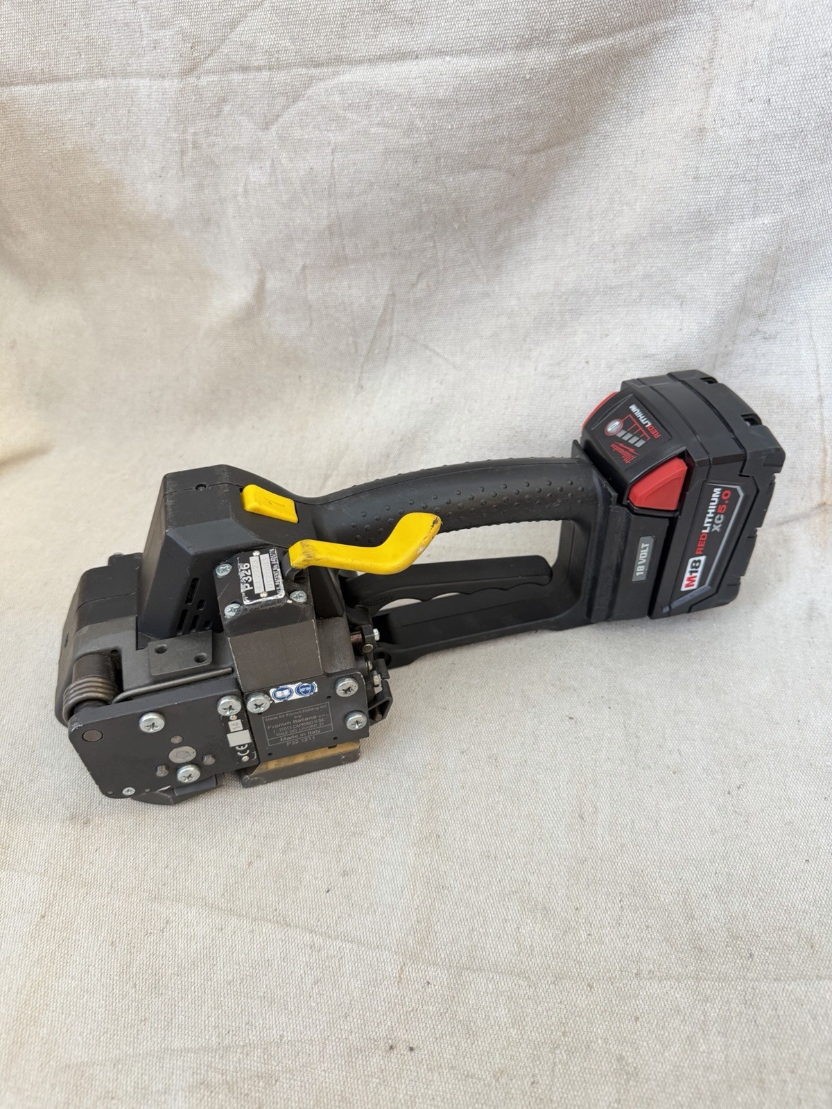 FROMM P326 18V Strapping Tool w/ Milwaukee M18 XC5.0 Battery & Charger Tested
