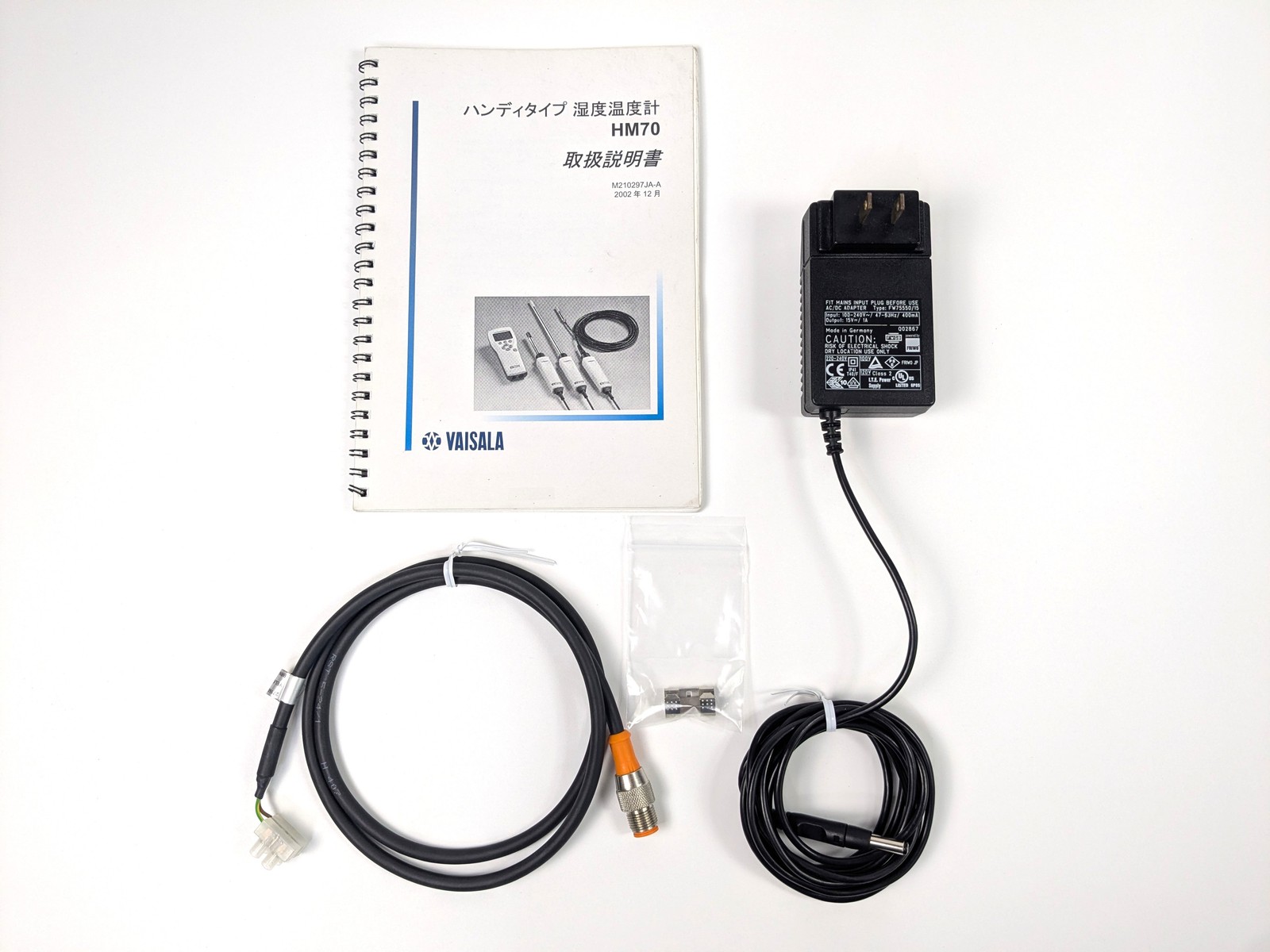VAISALA HM70 Handy Type Thermo-Hygrometer Indicator with case MI70 HMP75