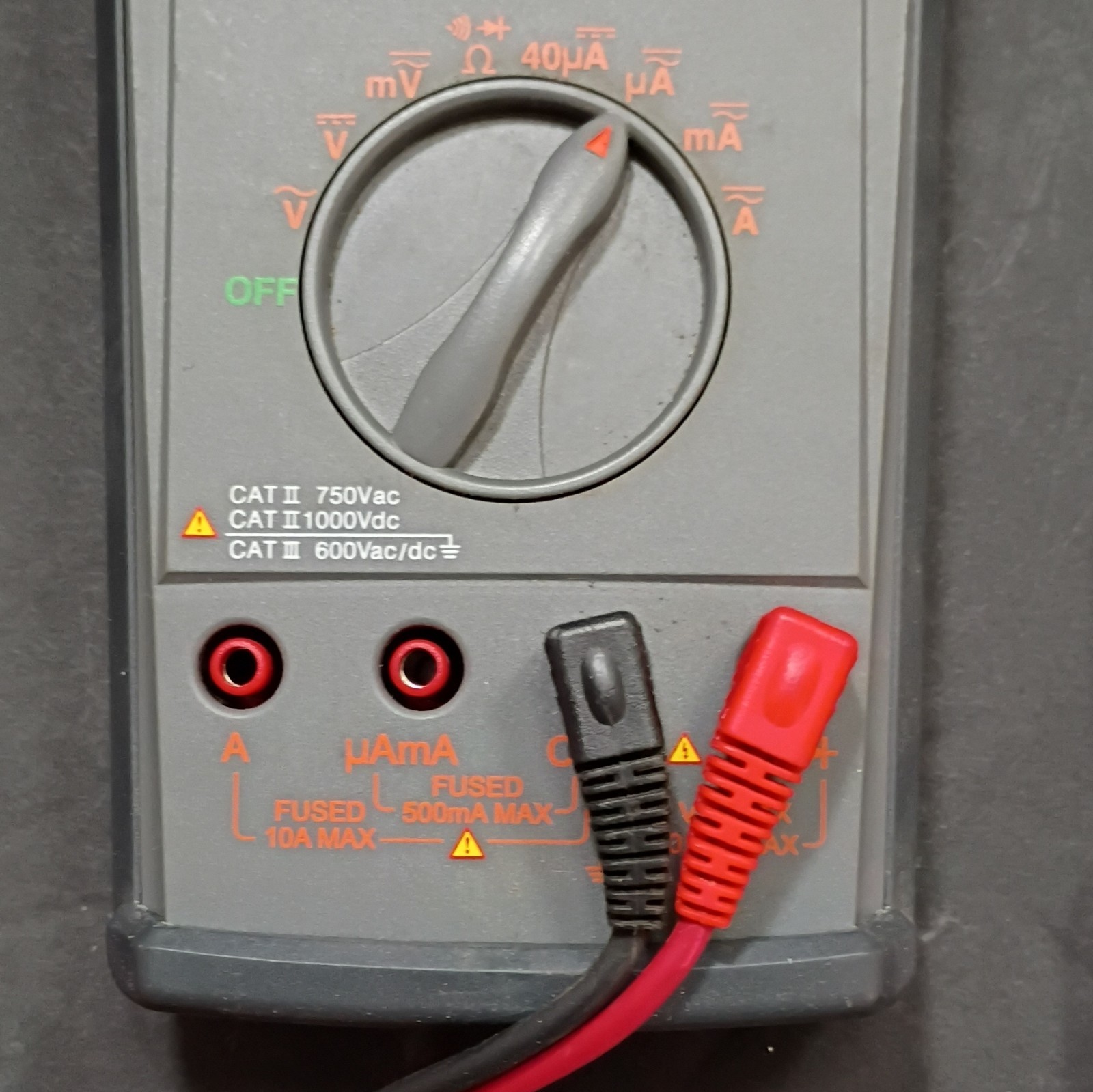 Blue-Point DMSC683MP 4000-Count CAT III DMM 1000V DC/750V AC Data Hold