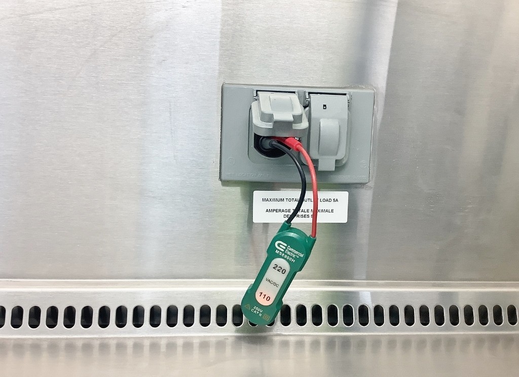 Thermo 1300 Class II A2 Biosafety Cabinet 4′ TESTED with Warranty SEE VIDEO