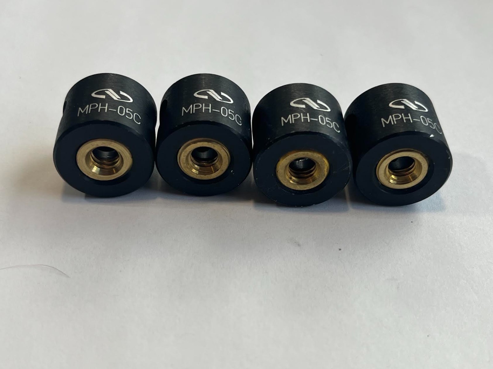 Lot of 4 Newport MPH-05C Mini Optical Post Holders 0.5 in / 12.7mm Lab Optics