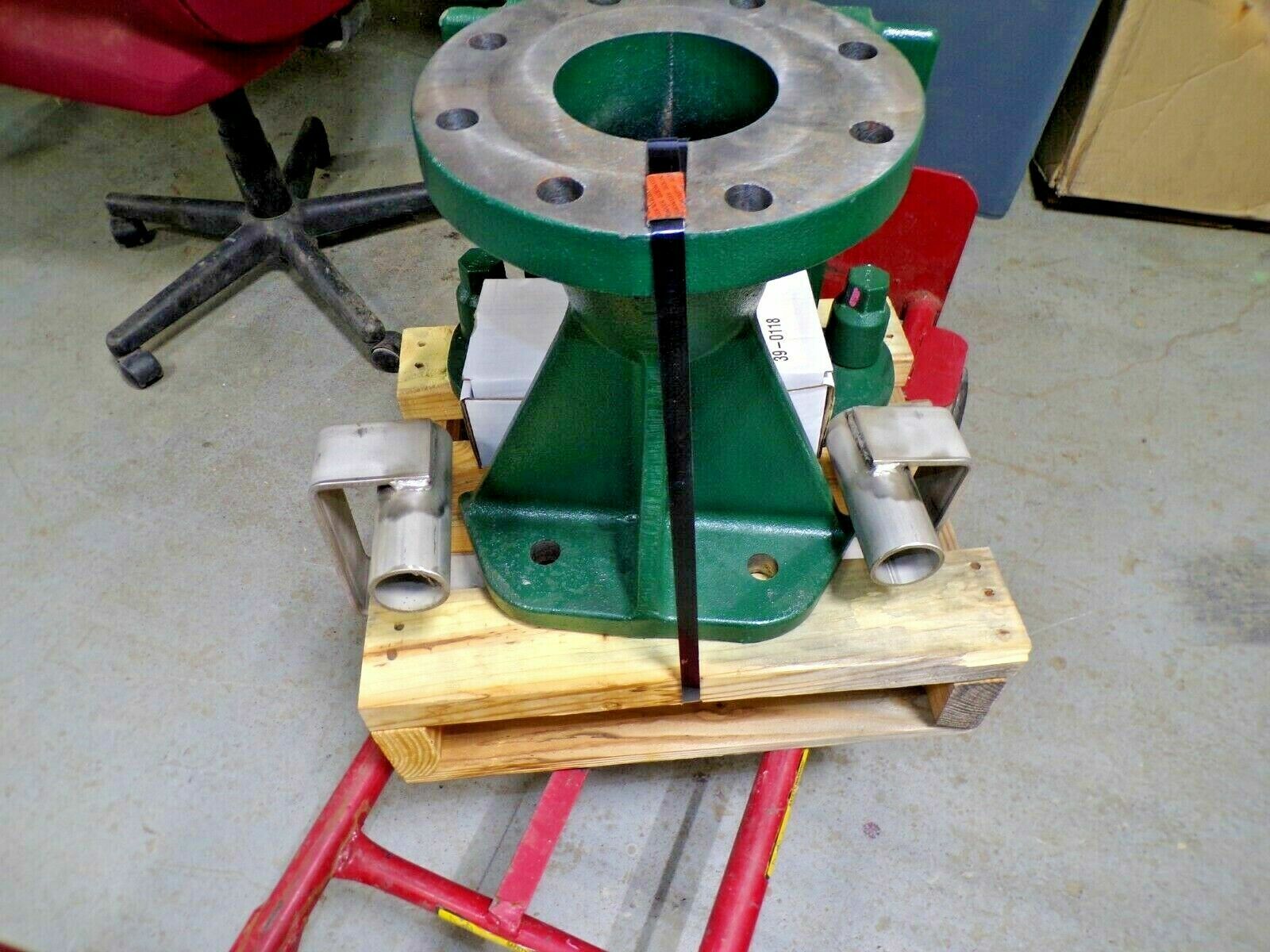 ZOELLER Guide Rail System, 4″ vertical, Flanged, 39-0018