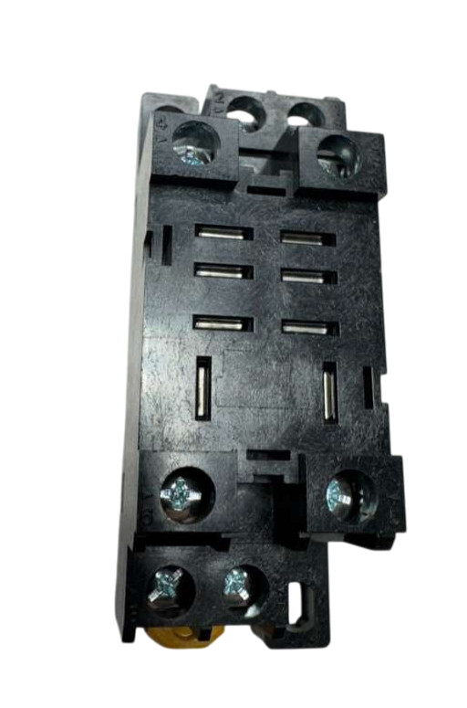 Cutler-Hammer D7PA2 Relay Socket Base, MAX 15A, 240V, 2089H, 701519