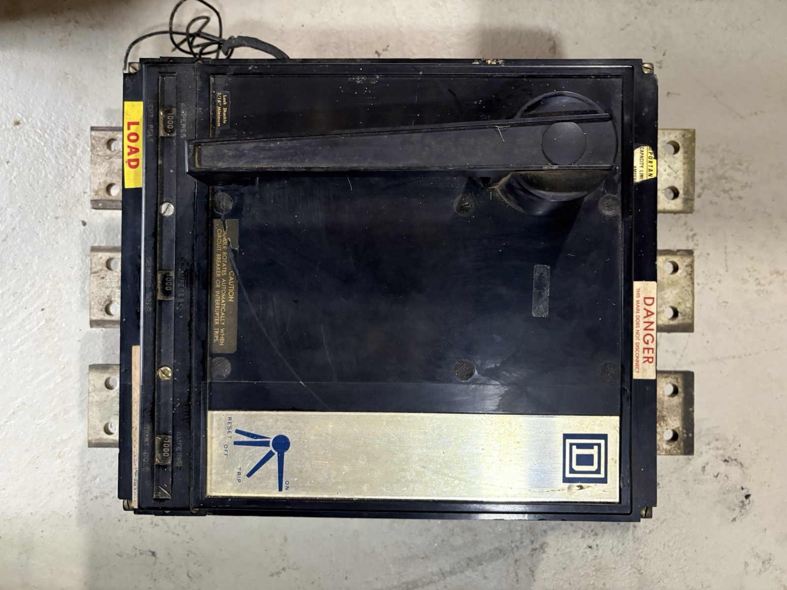 Square D Type PAL 2000A Circuit Breaker 3-Pole with 1000A Shunt Trip Indicator