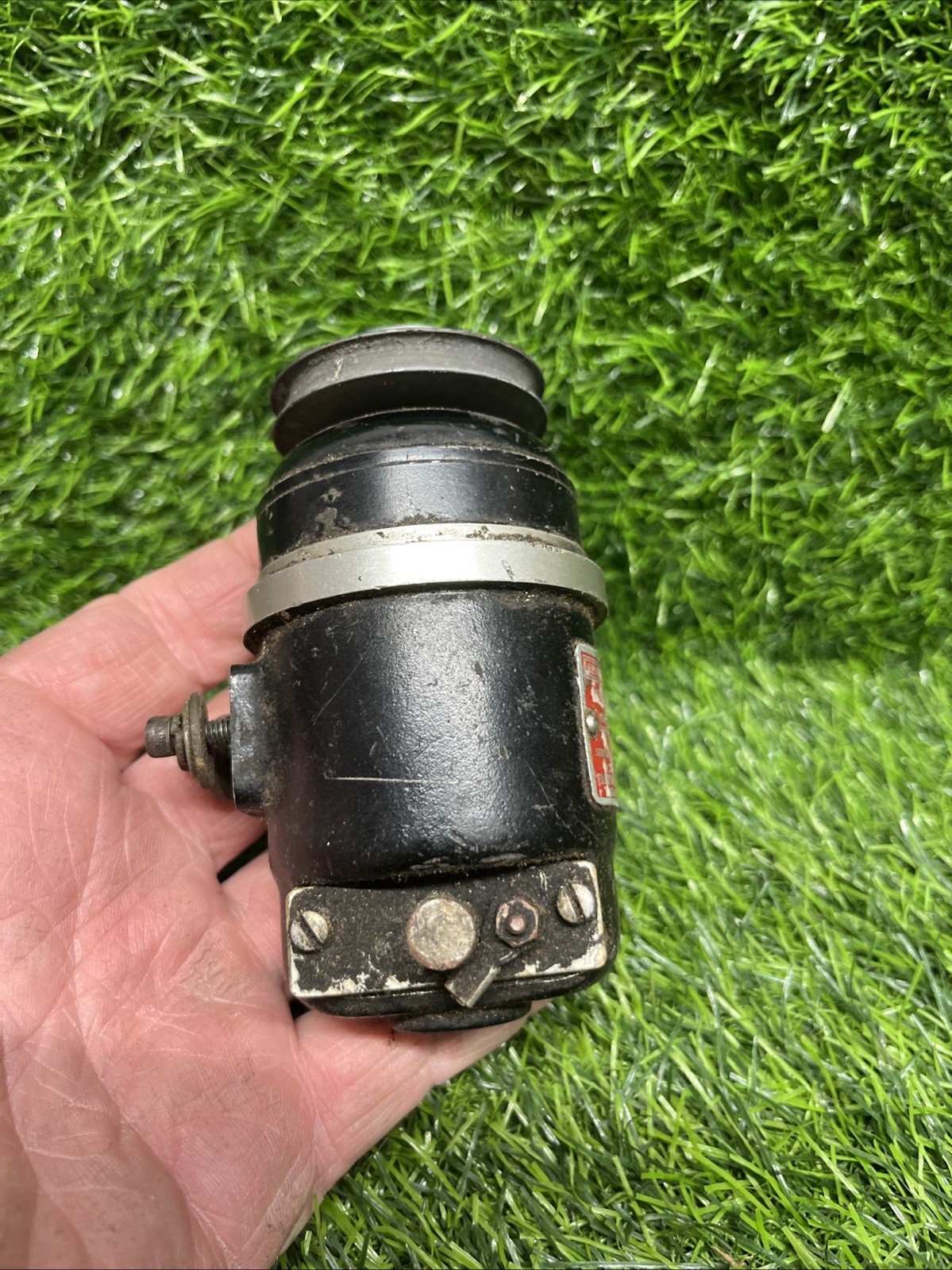 Elinco FB-186-3 Permanent Magnet DC Generator Motor Tachometer 4.4 v/1000 RPM Z3