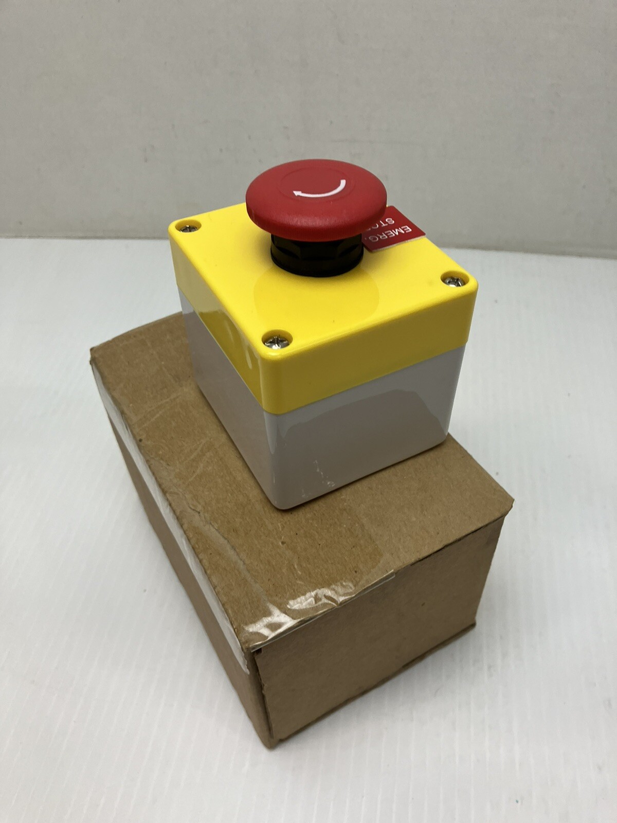 EATON E22ASB106 Emergency Stop Button Control Station