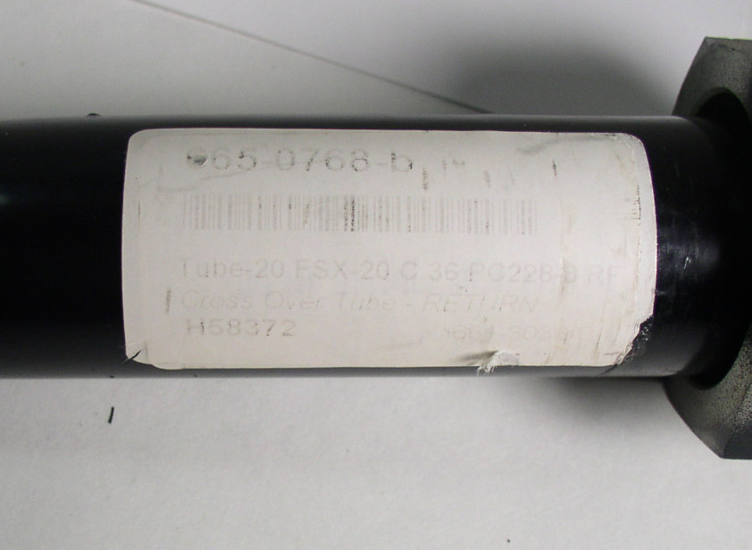 Komatsu PC228-8 Cross-Over Tube – Return