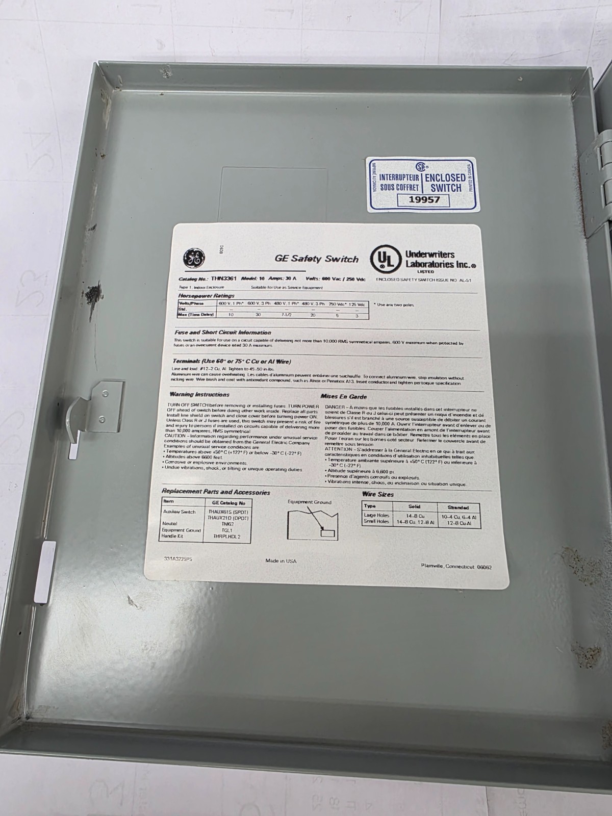 NOS GE THN3361 30 Amp Safety Disconnect Switch 3 Pole Indoor 600V Model 10