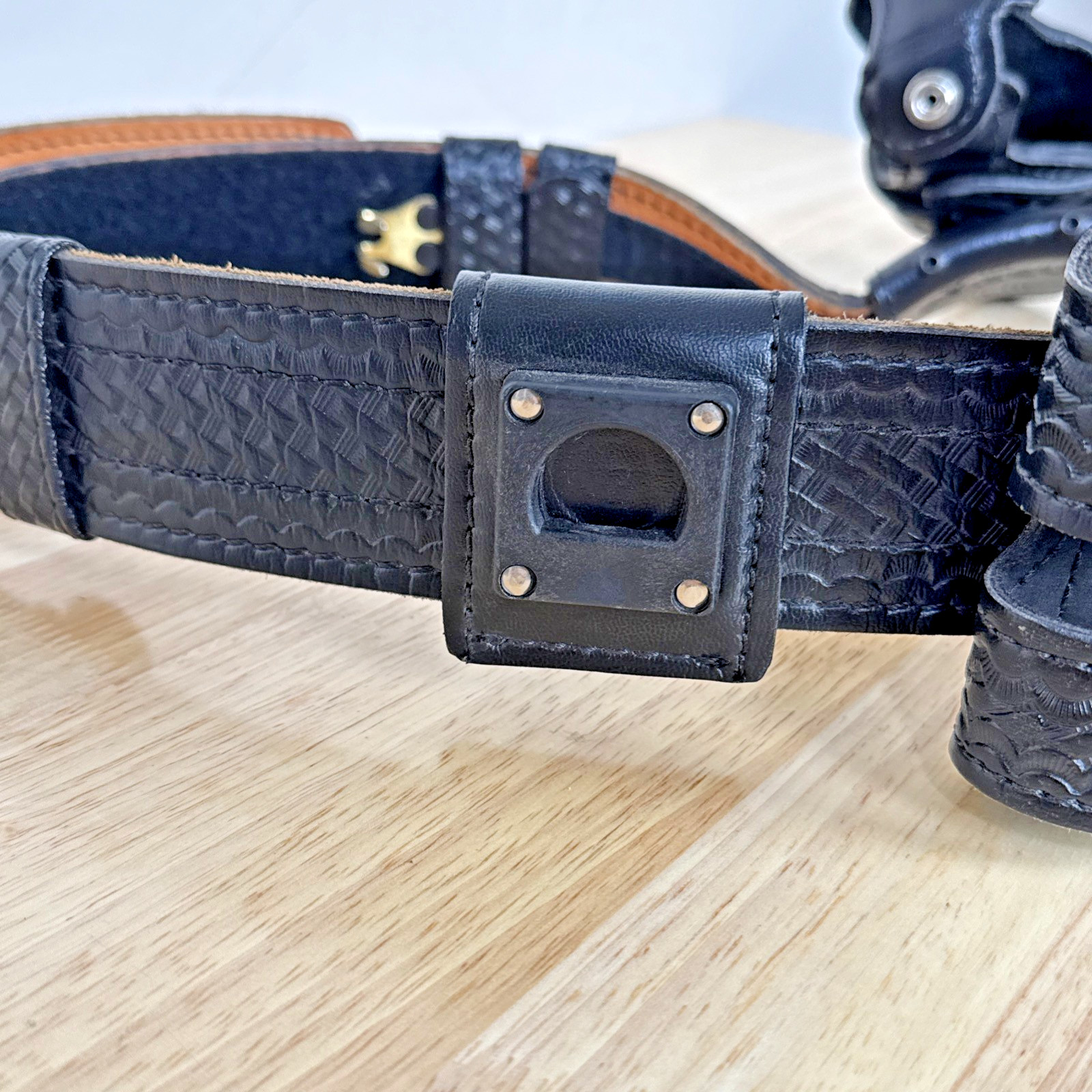 Safariland Model 94 Tactical Leather Belt w/ Gun Holster & Attachments READ