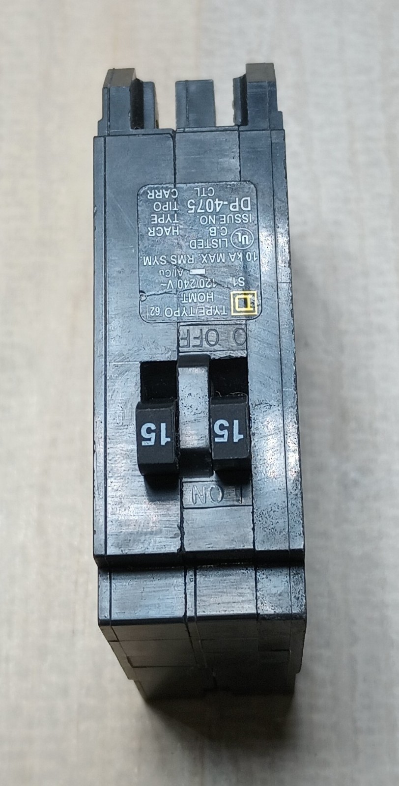 Square D HOMT1515 15 A Miniature Circuit Breaker