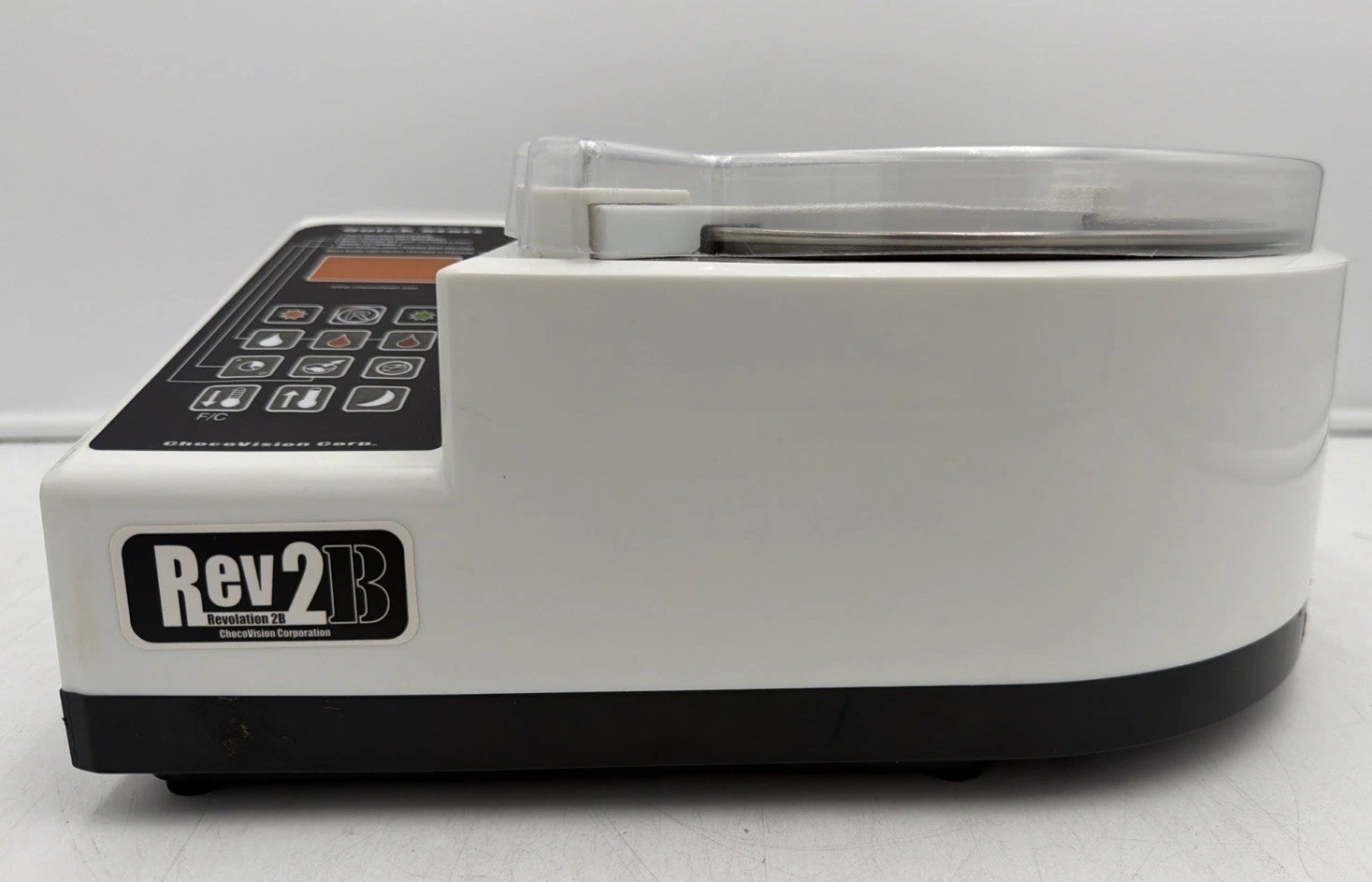 Chocovision Revolation 2B – Chocolate Tempering Machine System, 1.5 lbs – TESTED