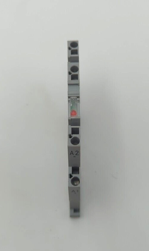 Wago 859-304 power relay, SPDT, 24 VDC, 5 A, DIN Rail, non-latching Used