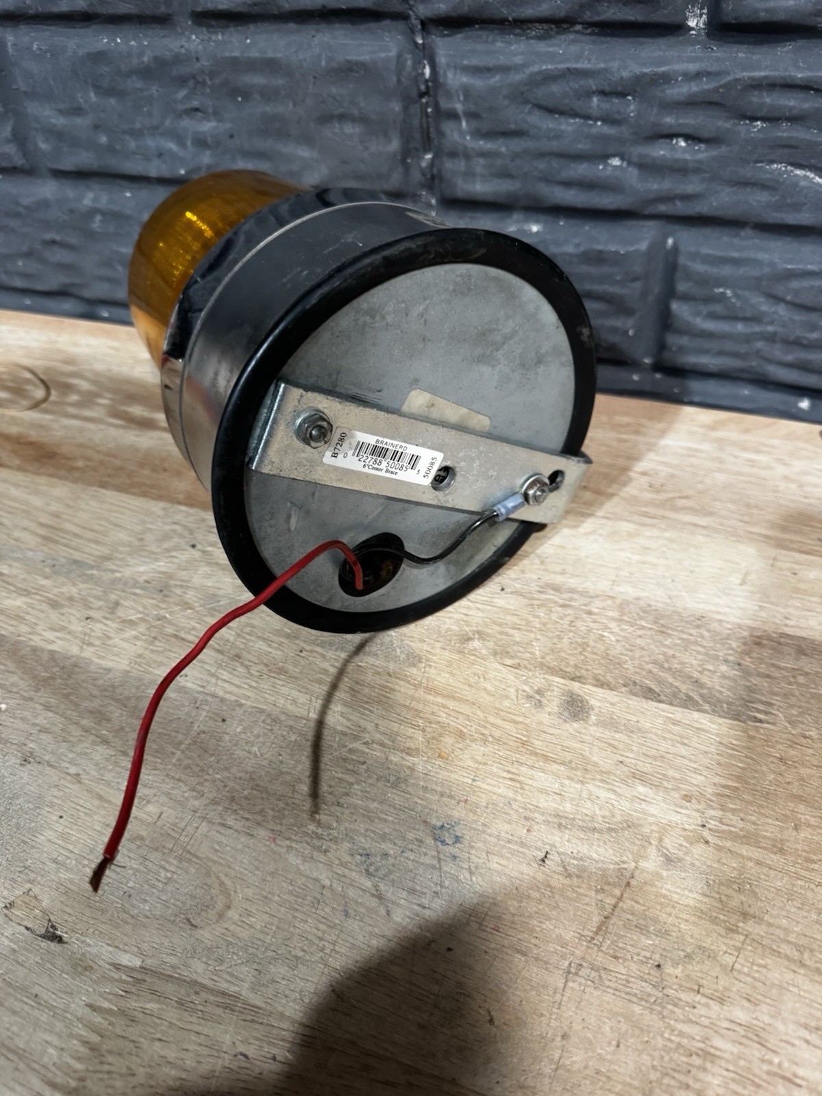 NORTH AMERICAN SIGNAL ST-M1C Amber Strobe Light 12/ 24 Volt