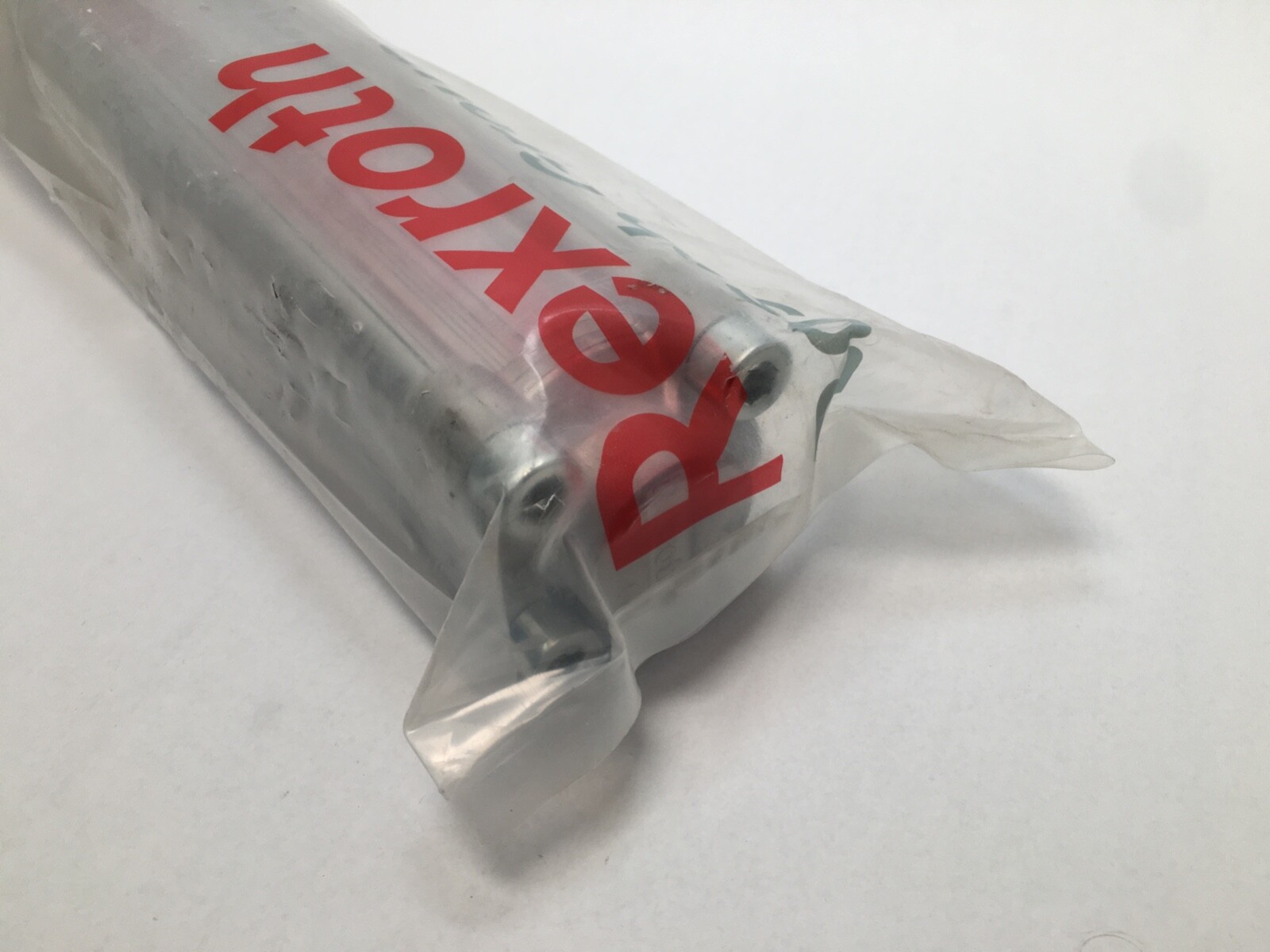 Rexroth 0 822 122 008 Pneumatic Cylinder 0822122008 PRA 050-0250 Bosch