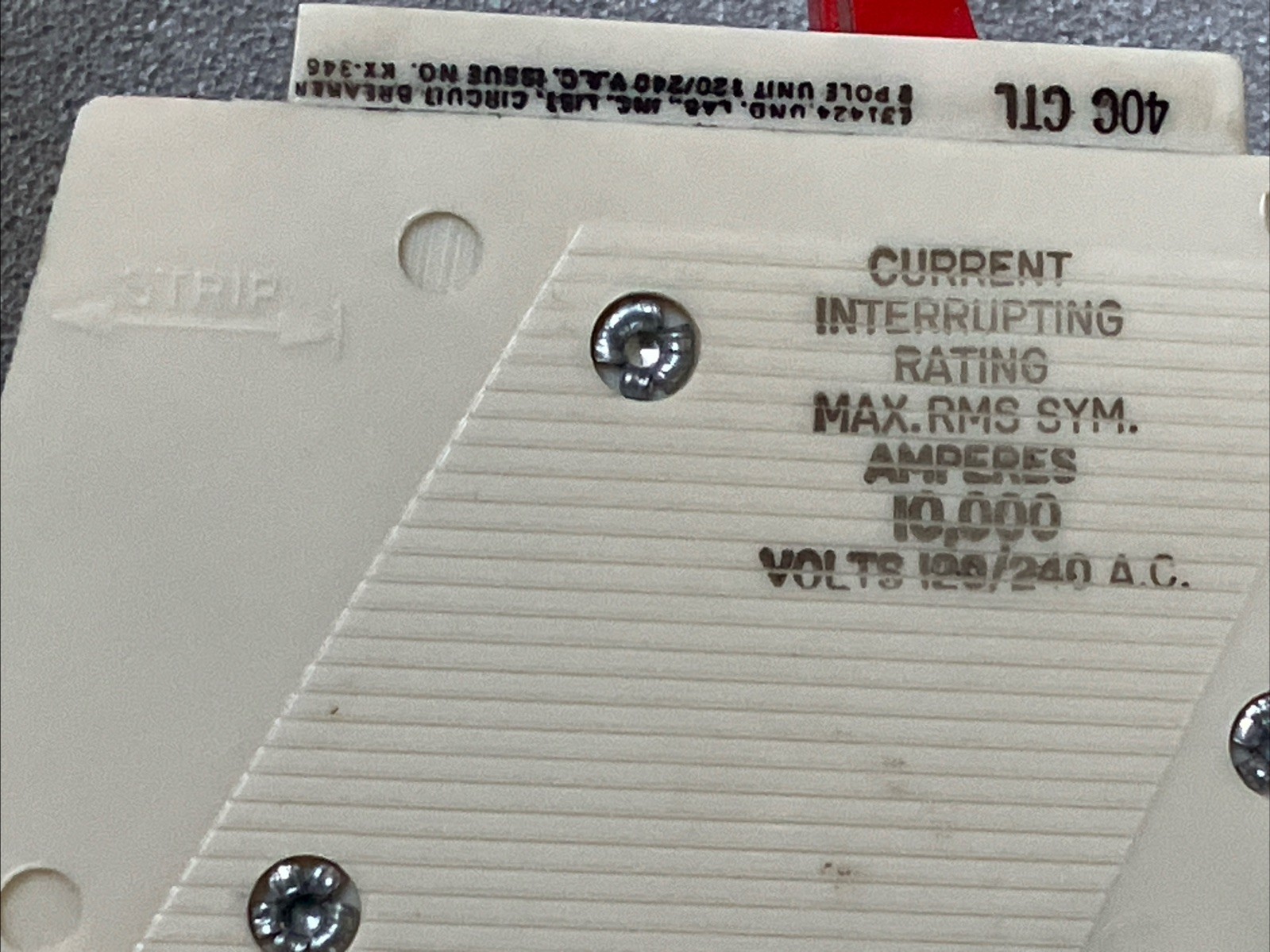Bryant BD2020 Breaker CTL compliant Rejection Clip 20/20 Amp 10kA White RED