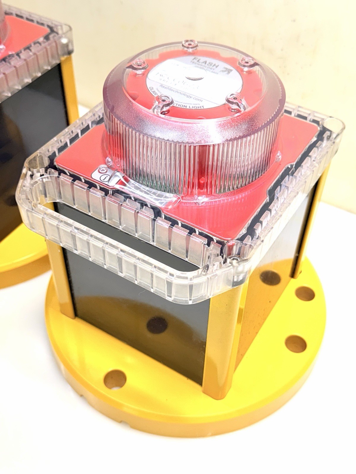 Lot 2 Flash Technology OL800 Red 60X Solar Obstruction Light FAA Compliant