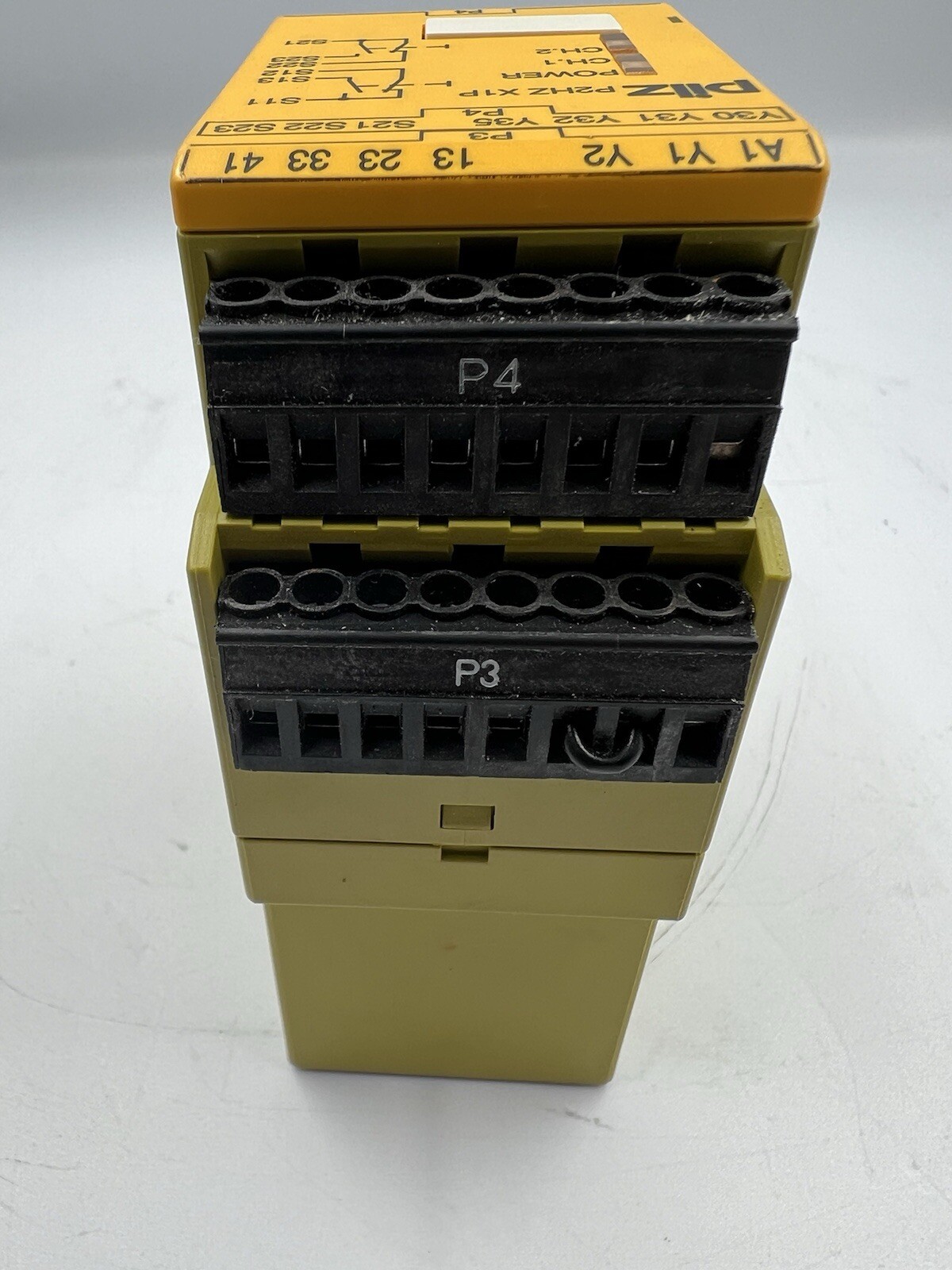 PILZ P2HZ-X1P-120VAC / P2HZX1P120VAC Refurbished Tested Good