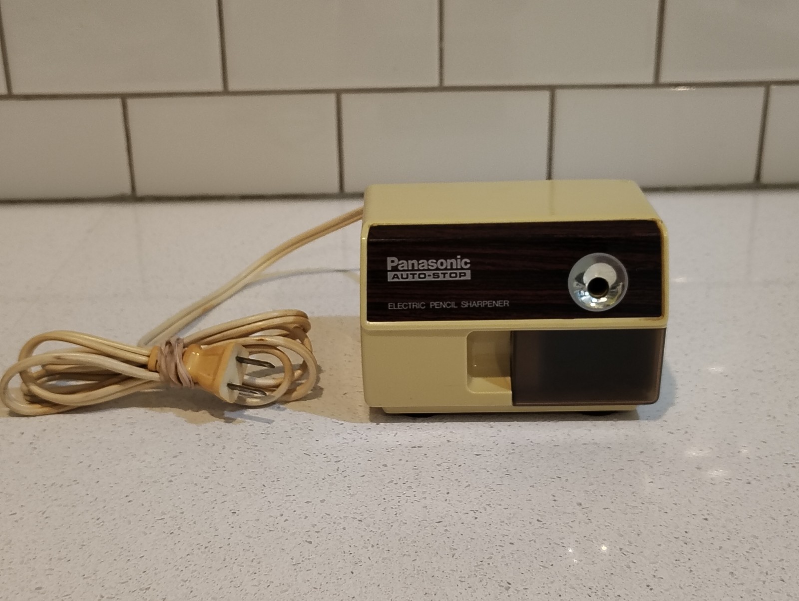 Vintage Panasonic KP-110 Auto-Stop Electric Pencil Sharpener Made in Japan Works