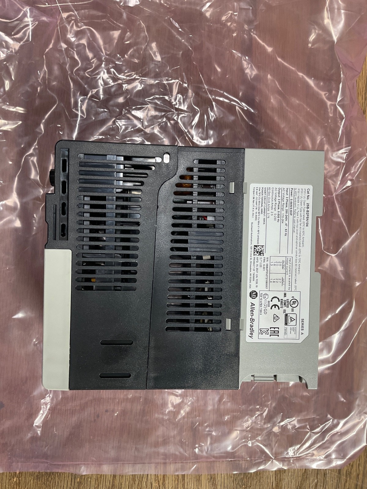 Allen-Bradley 25B-B2P5N104 PowerFlex 525 0.5HP AC Drive 240VAC 3PH Series A
