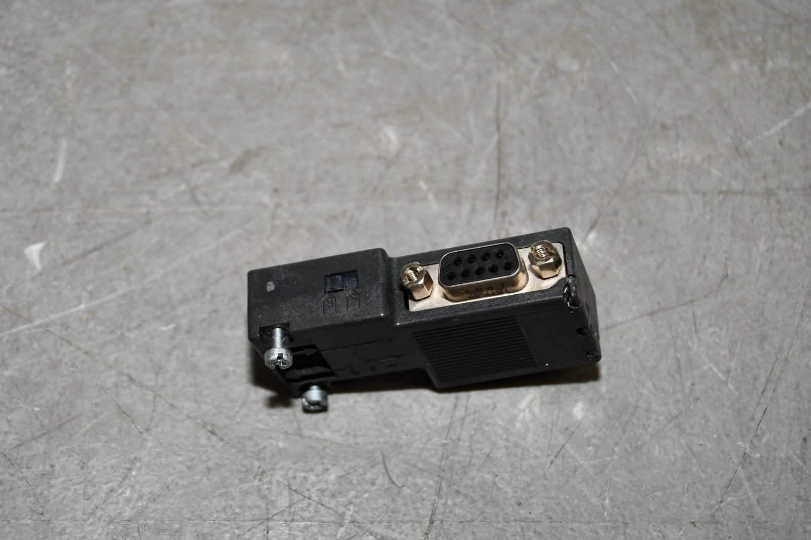^ Siemens Profibus Connector 6ES7 972-0BB12-0XA0 #X6261