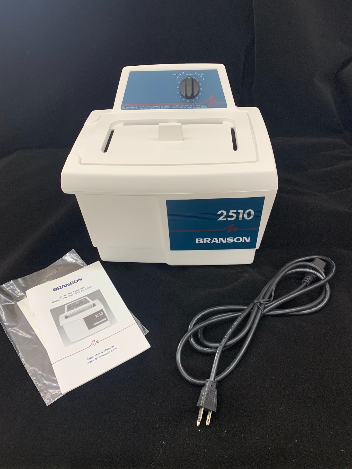 Branson 2510 0.75G Ultrasonic Cleaner w/ Mechanical Timer CPN-952-216R
