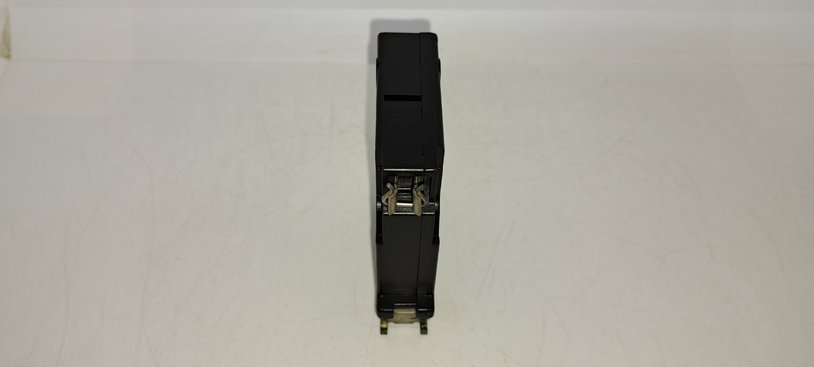 Cutler Hammer CH120 20 Amp 1 Pole Circuit Breaker METAL FOOT