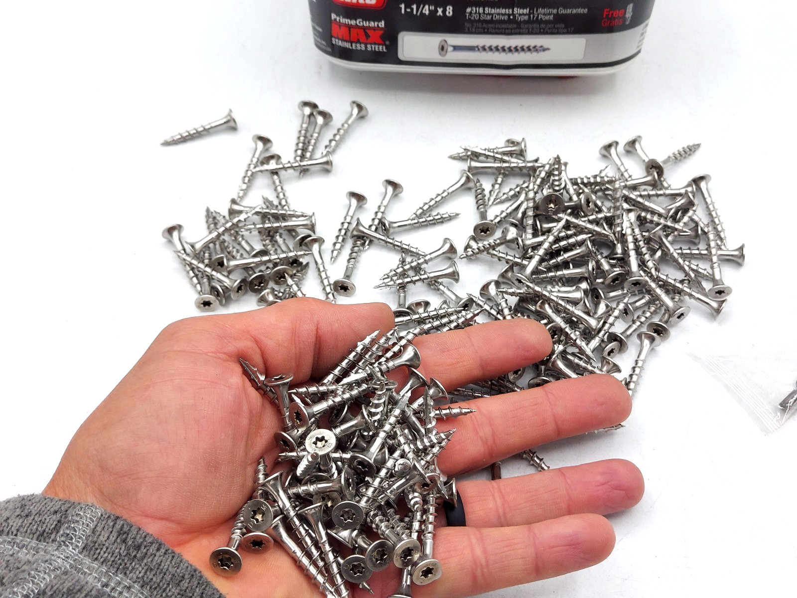 1-1/4″ T20 Star Drive #8 Flat Head Wood Screws 316 Marine Stainless Steel 200/ea