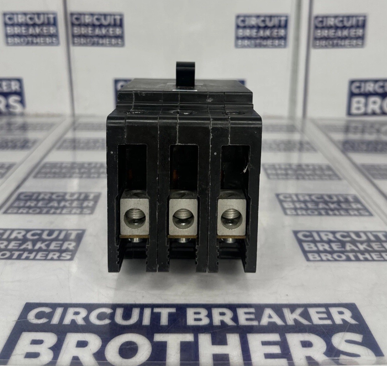 Square D EDB34035 35 Amp 480/277V 3 Pole Circuit Breaker-Warranty(Ship Same Day)