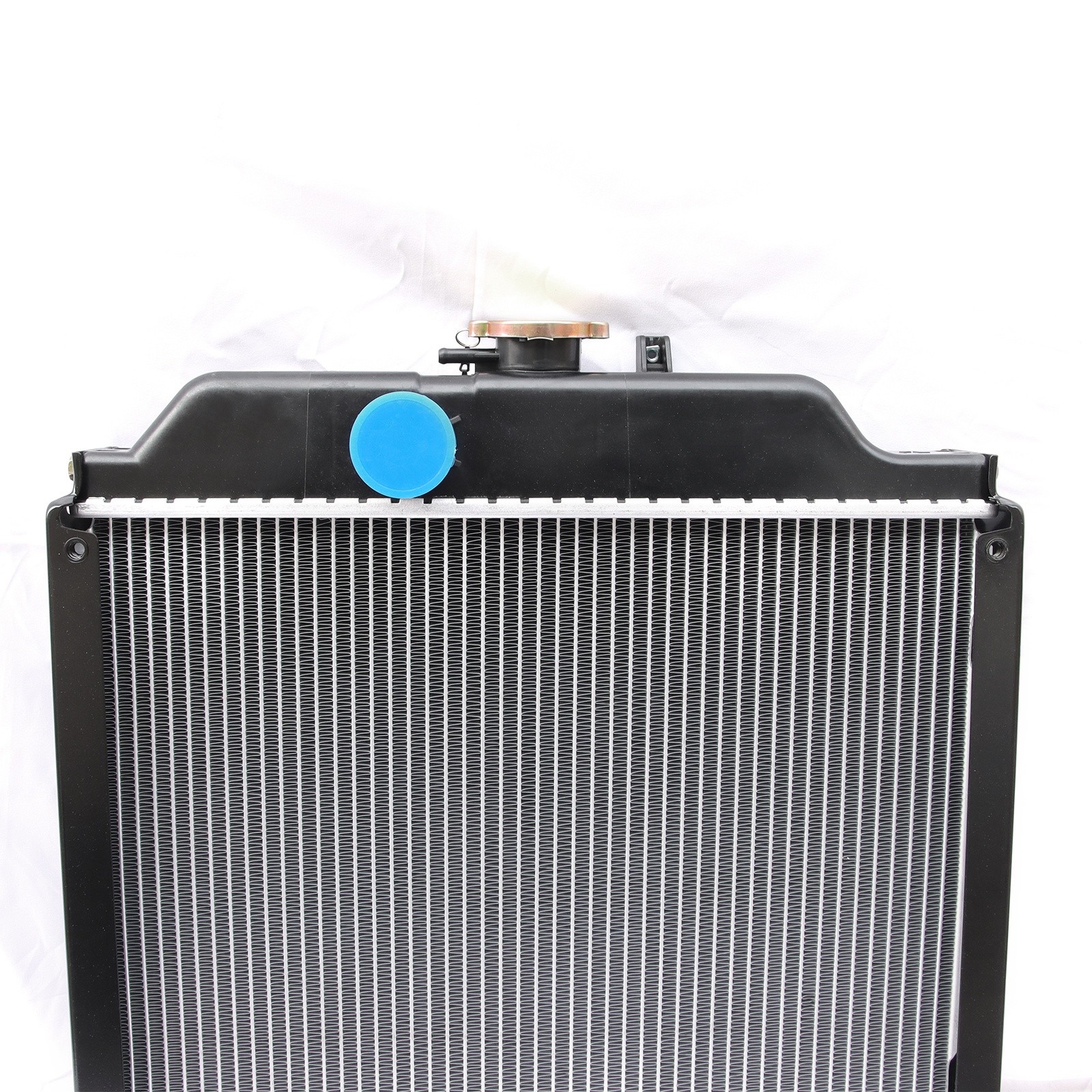 Radiator For John Deere 5055D 5045D 5075E/5303 5305 5410 5403 5405 6210R SJ20650