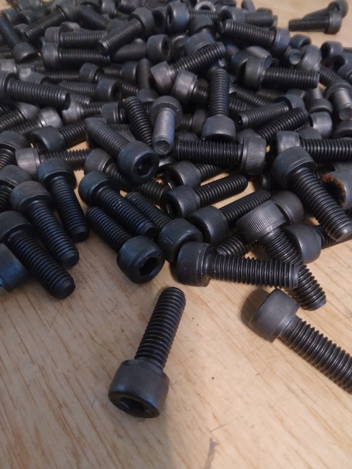 M8-1.25 x 25mm Socket Head Cap Screws, 12.9 Steel w/ Black Oxide DIN 912 50pcs