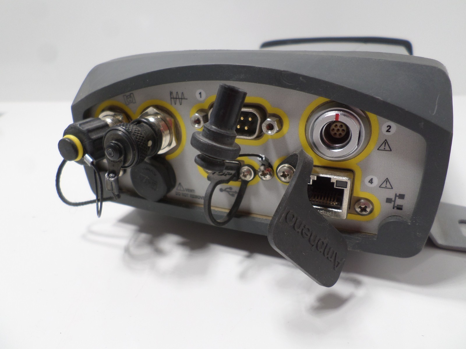 TRIMBLE NetR9 TI-2 Reference Station
