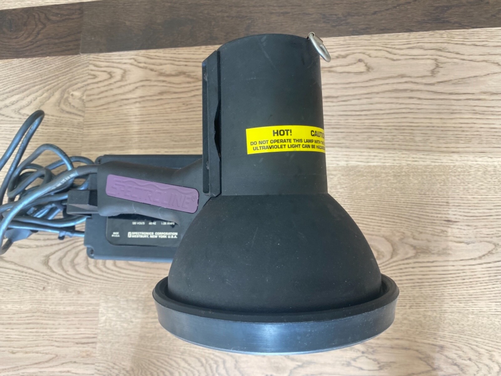 SPECTROLINE MODEL SB-100P Ultraviolet Lamp 120 Volts